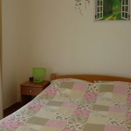 Fuer 2 Personen Ca- 25 M² In Medulin- Istrien - Und Umgebung By Interhome
